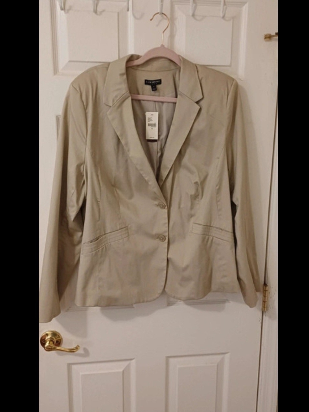 Khaki Tan Stretch Cotton Blazer – 2 Button – Priced for Repair